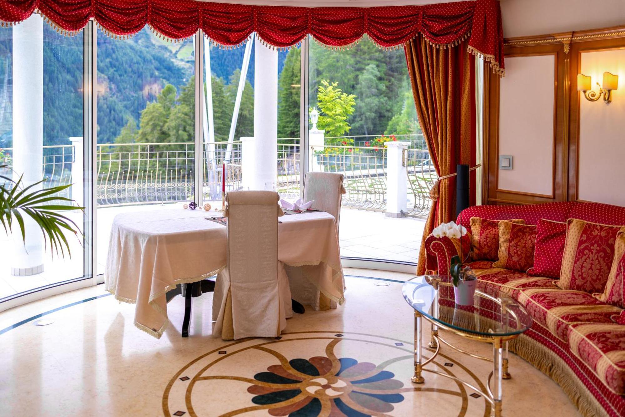 B&B Das Land-Palais - Private Mountain Hideaway Selva dei Molini Exteriér fotografie